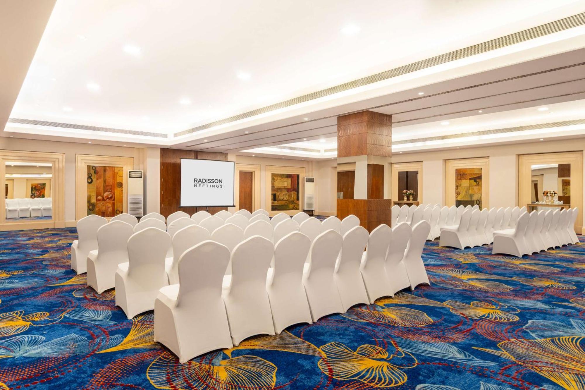 Hotel Park Plaza Faridabad Exterior foto