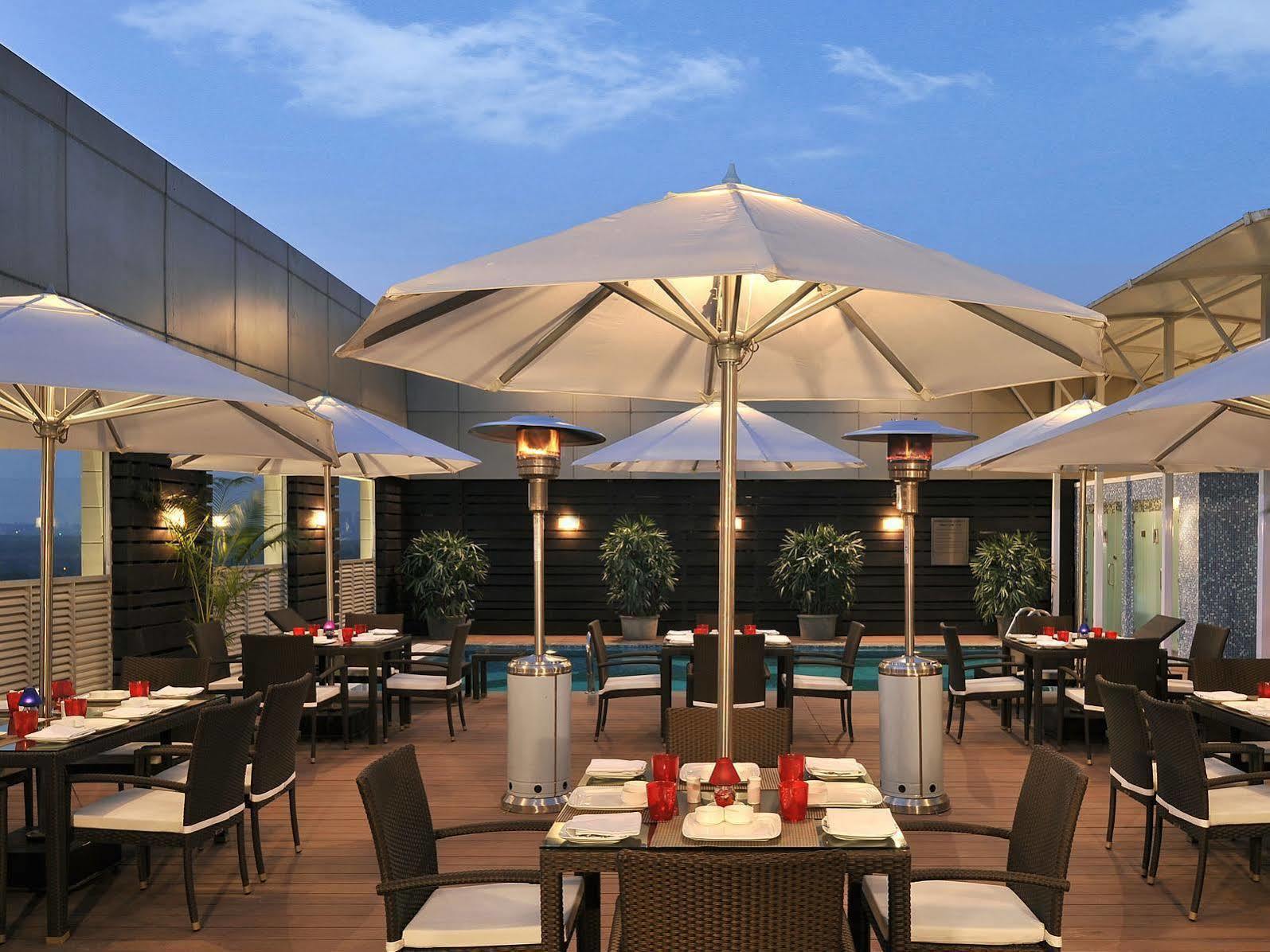 Hotel Park Plaza Faridabad Exterior foto