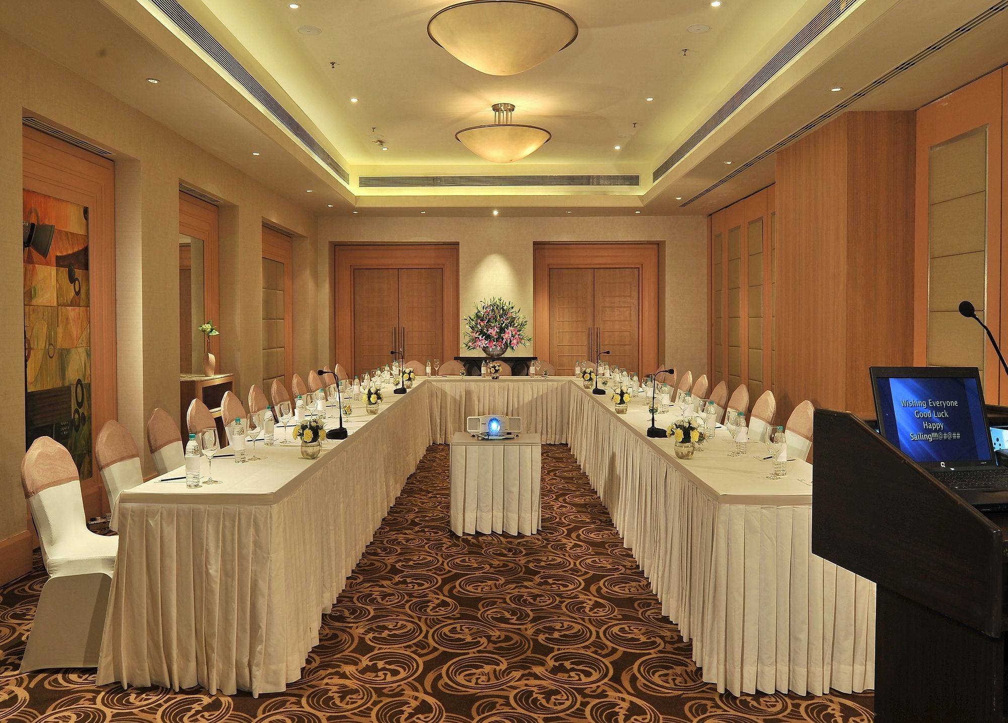 Hotel Park Plaza Faridabad Exterior foto